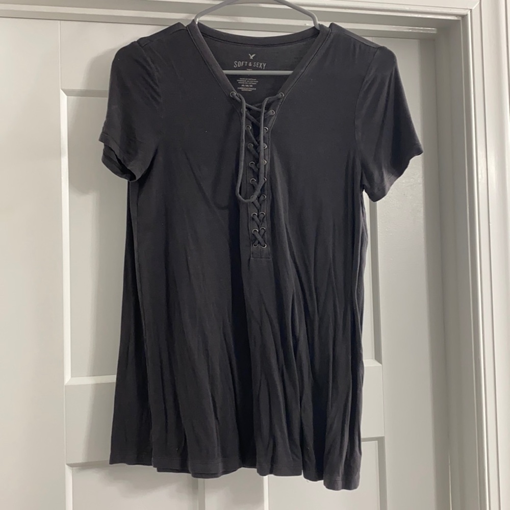 American Eagle - women’s - medium